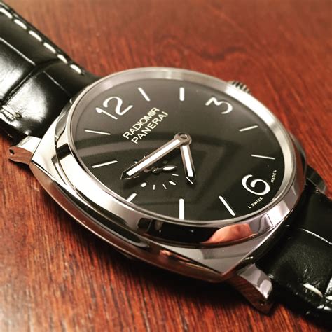 My first Panerai: the PAM 574. A slim, manual wind Radiomir